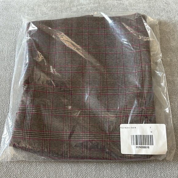 Boston Proper Plaid Modern Shell - Picture 5 of 5